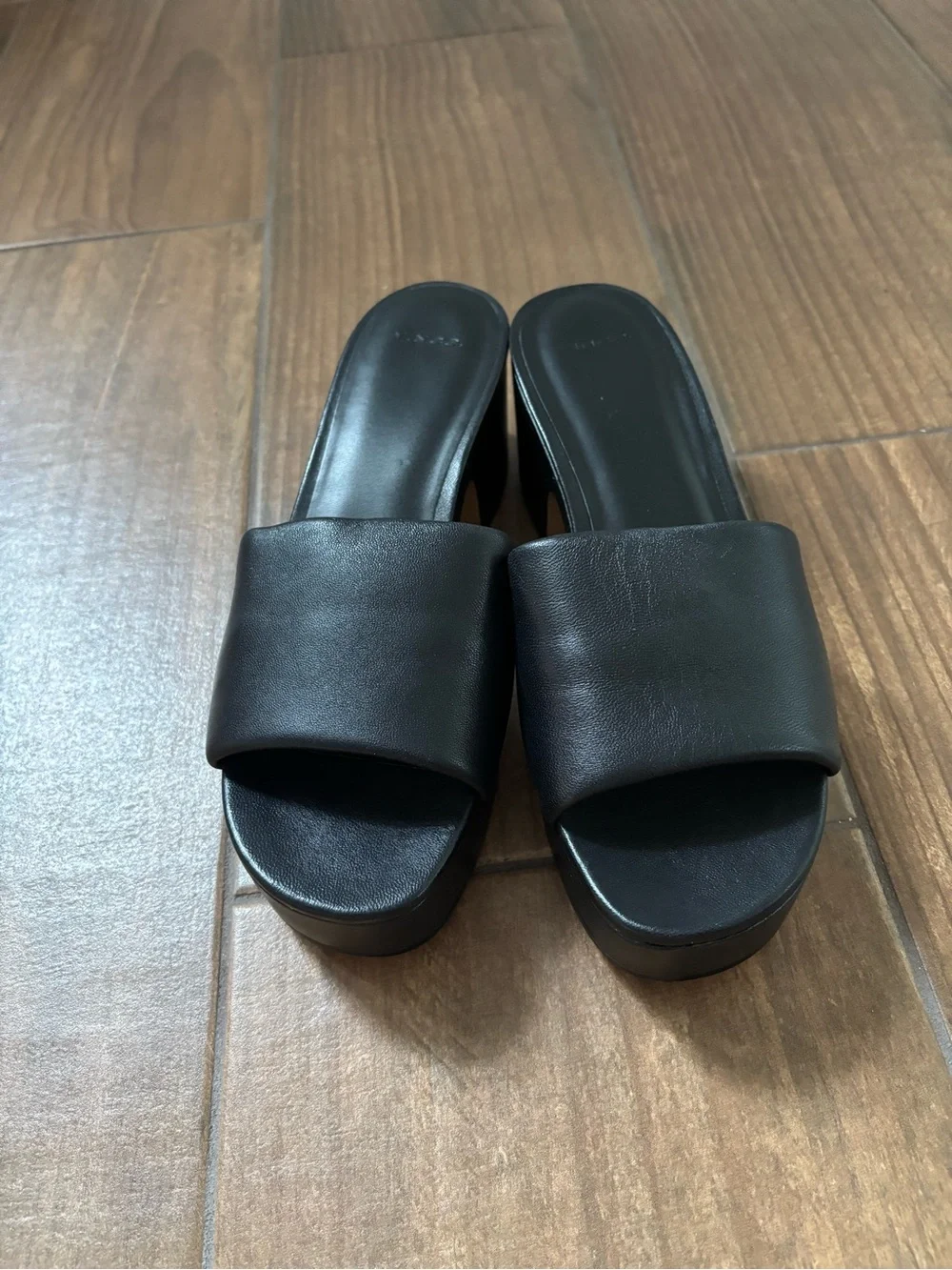 Vince black leather